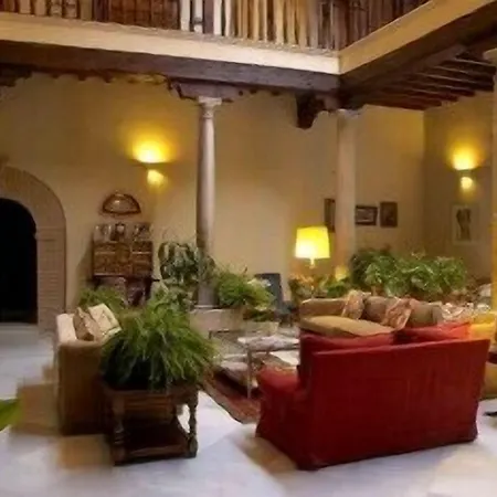 לינה וארוחת בוקר Palacio Del Cobertizo De Santa Ines 4*