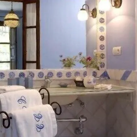 Palacio Del Cobertizo De Santa Ines 4*
