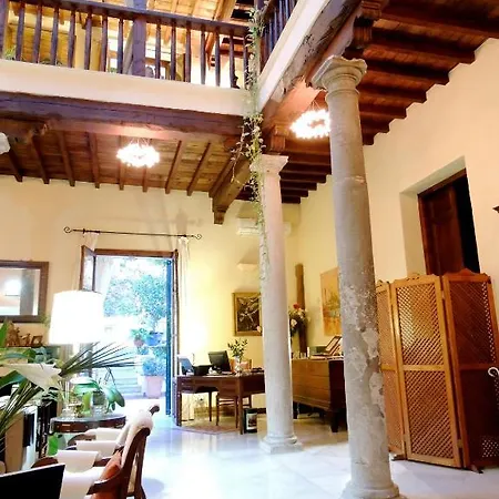 Palacio Del Cobertizo De Santa Ines Granada