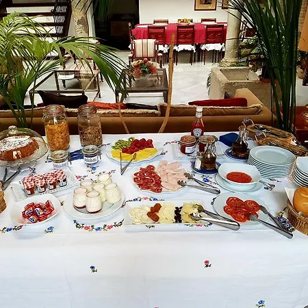 Palacio Del Cobertizo De Santa Ines 4*